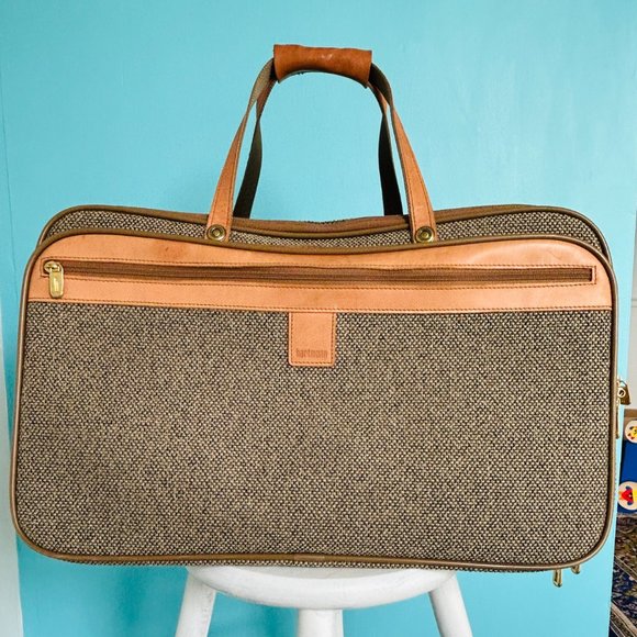 Hartmann Tweed & Leather Trim Expandable 3 Compartment Travel Bag - Picture 3 of 16